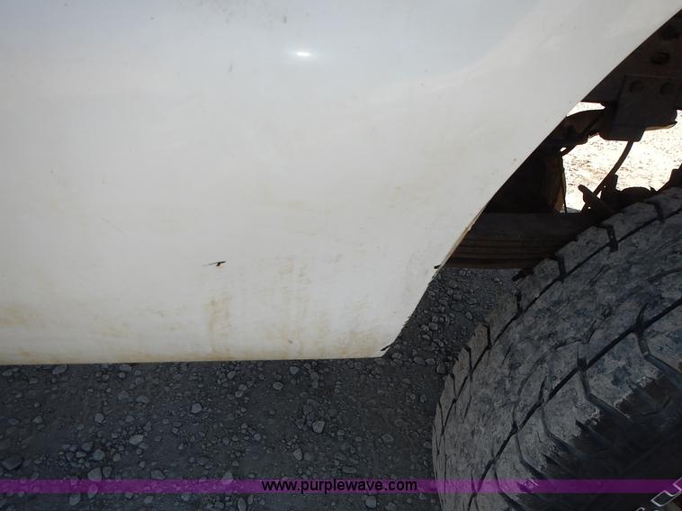 image for item J6367 1999 Ford F250 Super Duty SuperCab pickup truck