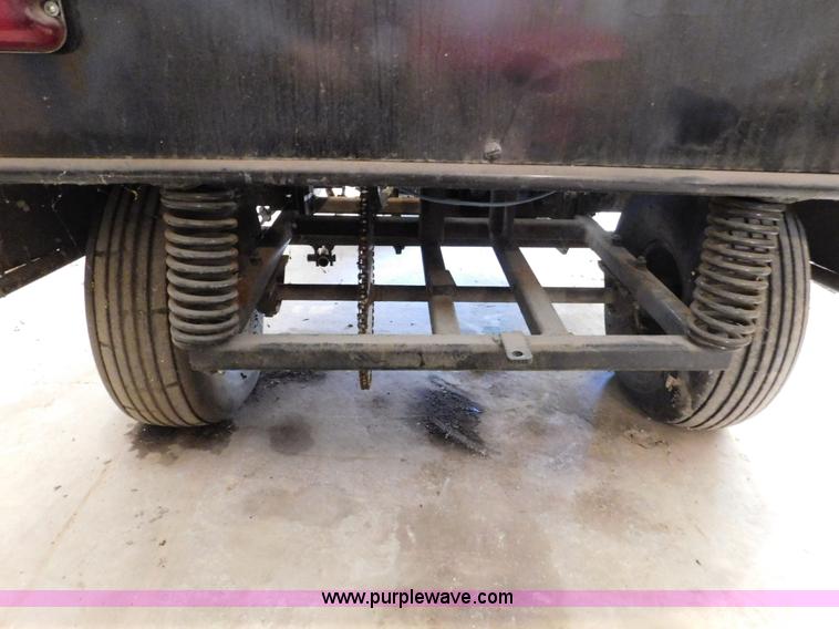 image for item J7477 Golf cart