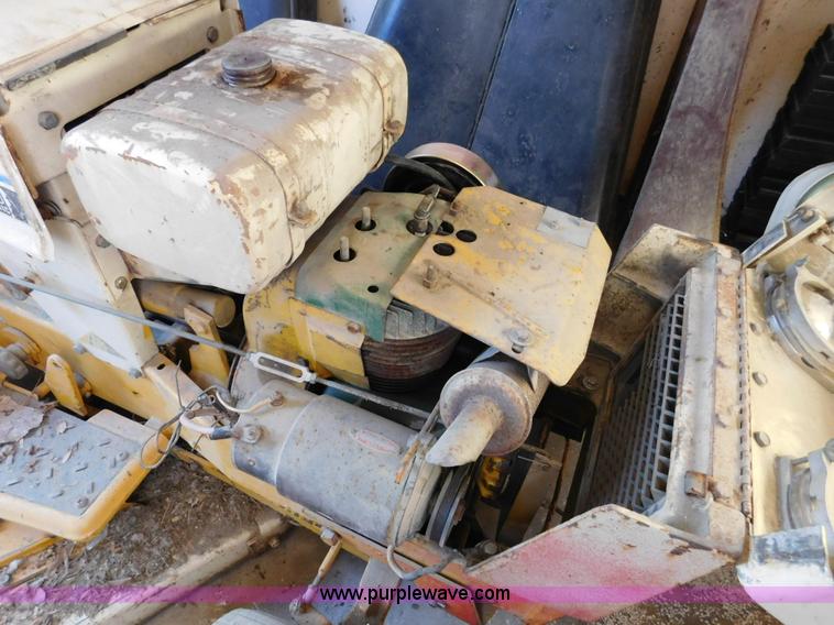 image for item J7478 Cub Cadet 149 lawn mower