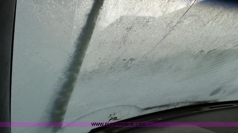 image for item J8418 1987 Ford F350 utility truck