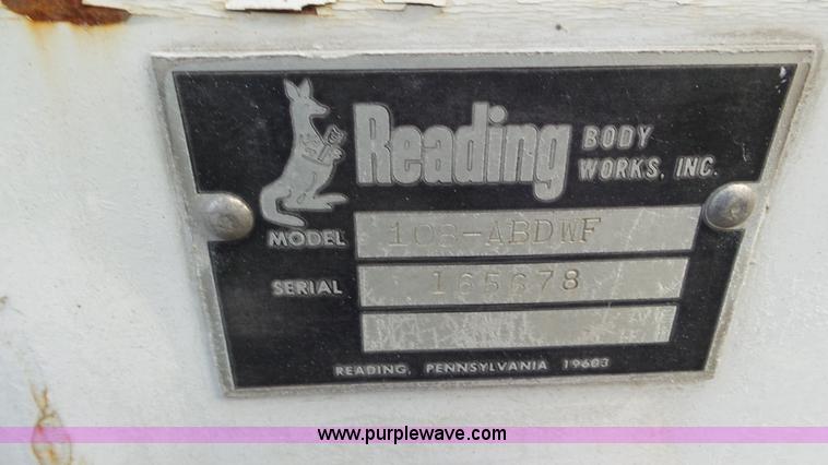 image for item J8418 1987 Ford F350 utility truck