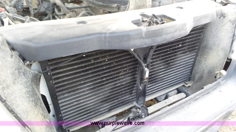 image for item J8420 2006 Ford F150 pickup truck