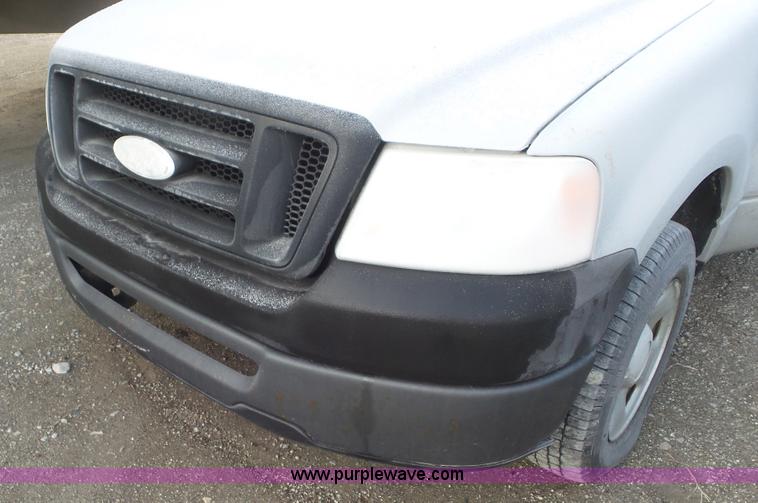 image for item J8426 2007 Ford F150 pickup truck