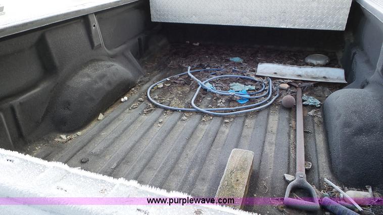 image for item J8426 2007 Ford F150 pickup truck