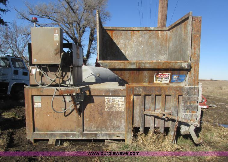 image for item J8761 S&P PC3000 compactor