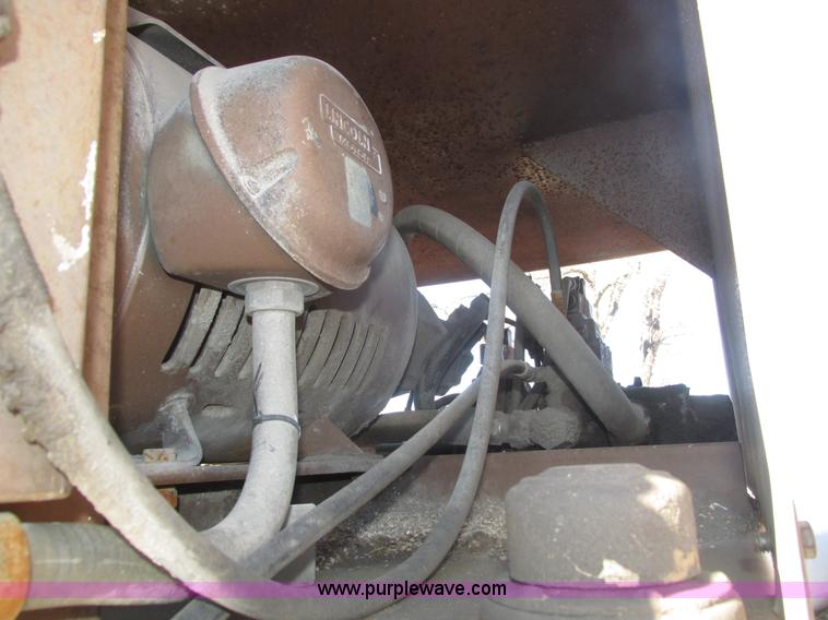 image for item J8761 S&P PC3000 compactor