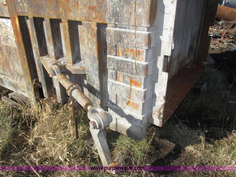 image for item J8761 S&P PC3000 compactor