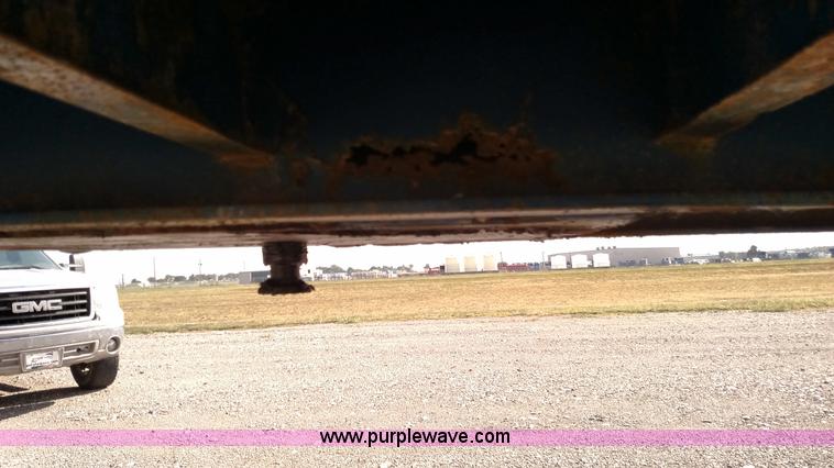 image for item K1219 1981 Great Dane drop deck trailer