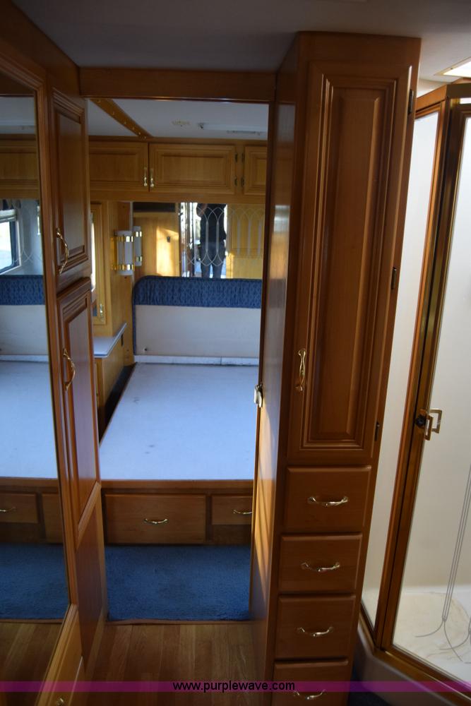 image for item K4987 1999 Magnum Contessa Beaver RV