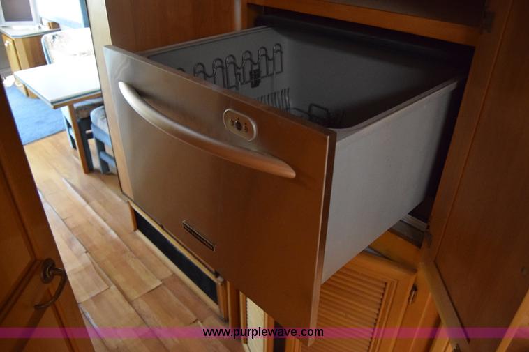 image for item K4987 1999 Magnum Contessa Beaver RV