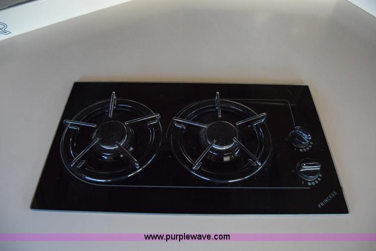 image for item K4987 1999 Magnum Contessa Beaver RV