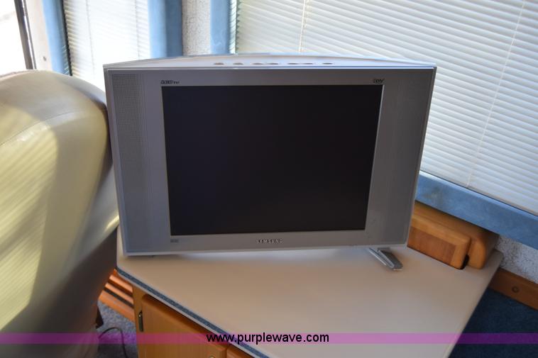 image for item K4987 1999 Magnum Contessa Beaver RV