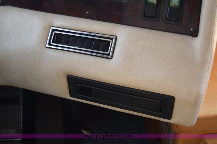 image for item K4987 1999 Magnum Contessa Beaver RV