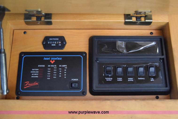 image for item K4987 1999 Magnum Contessa Beaver RV