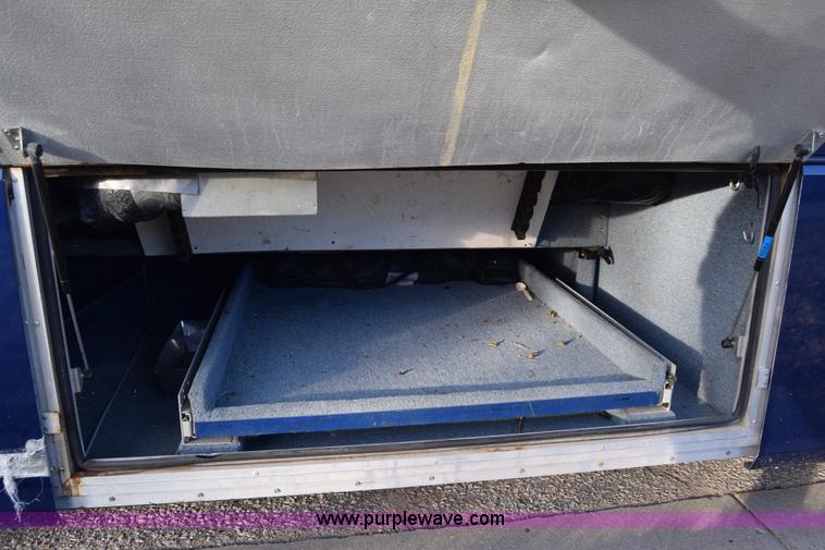 image for item K4987 1999 Magnum Contessa Beaver RV