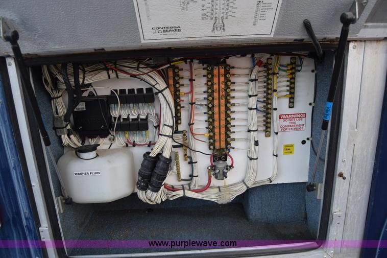 image for item K4987 1999 Magnum Contessa Beaver RV