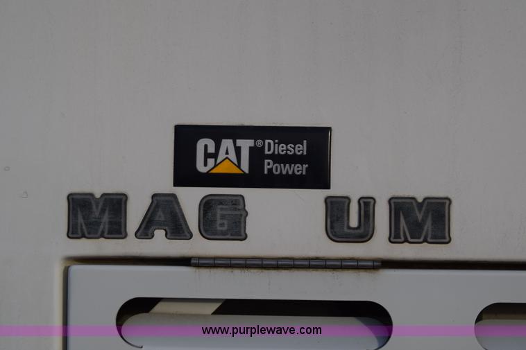 image for item K4987 1999 Magnum Contessa Beaver RV