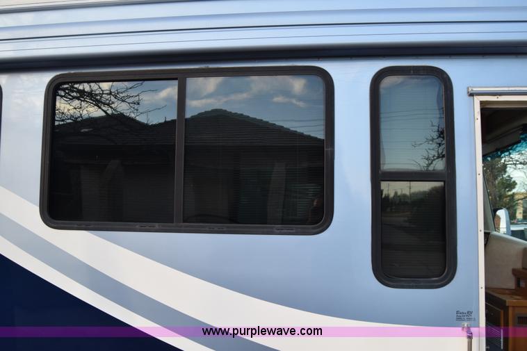 image for item K4987 1999 Magnum Contessa Beaver RV