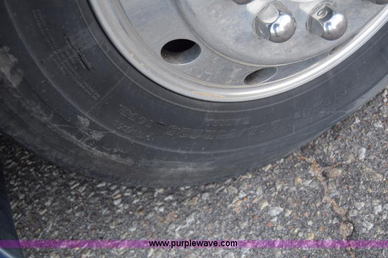 image for item K4987 1999 Magnum Contessa Beaver RV