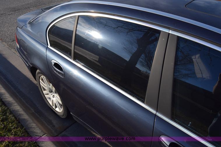 image for item K4988 2002 BMW 745Li