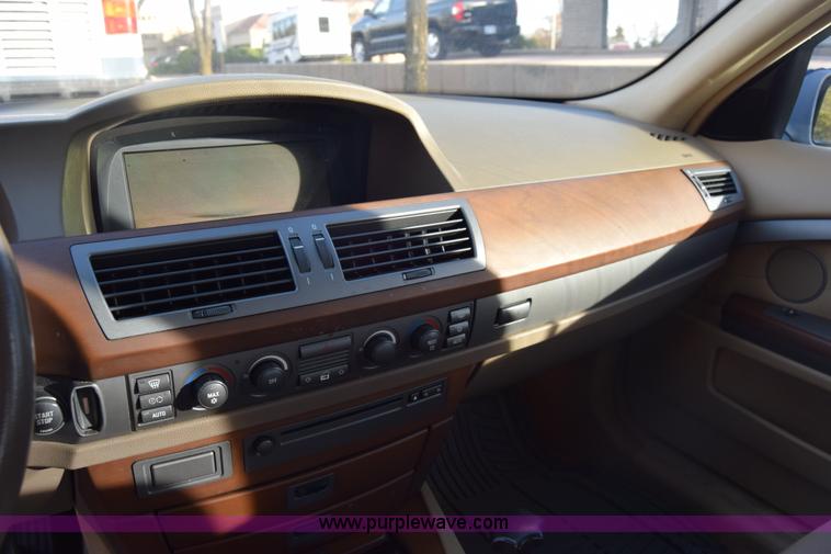 image for item K4988 2002 BMW 745Li