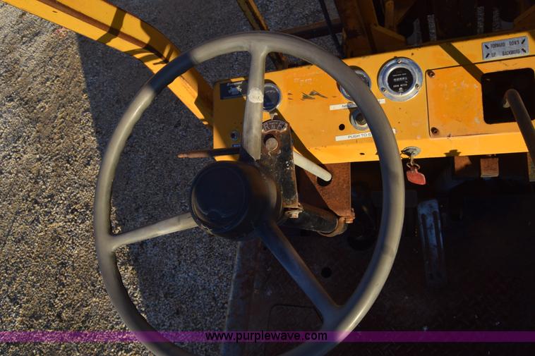 image for item K4997 Datsun FG107 forklift