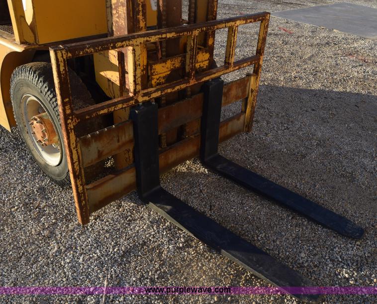 image for item K4997 Datsun FG107 forklift