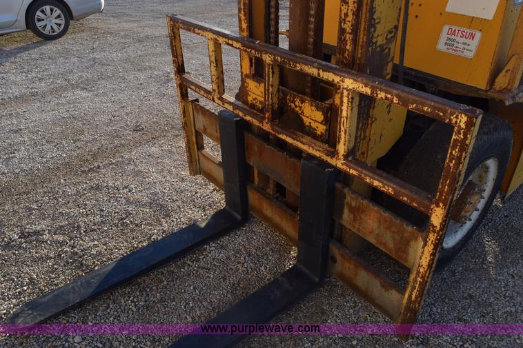 image for item K4997 Datsun FG107 forklift