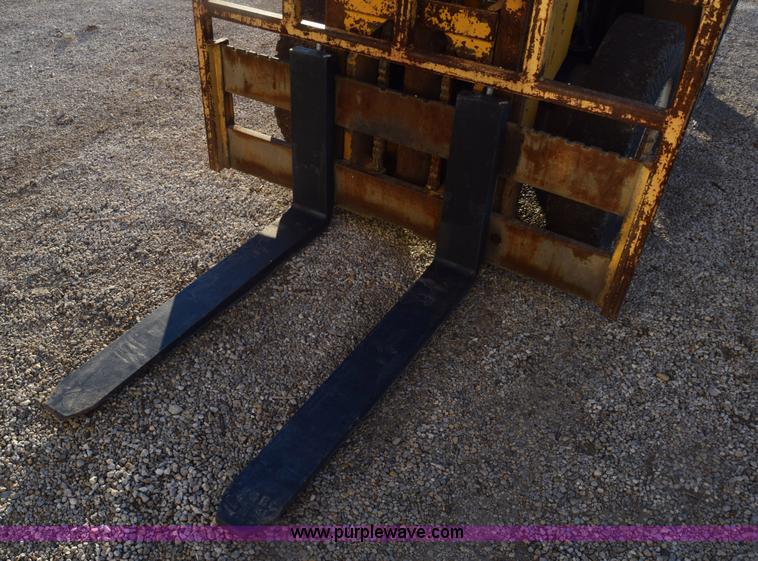 image for item K4997 Datsun FG107 forklift