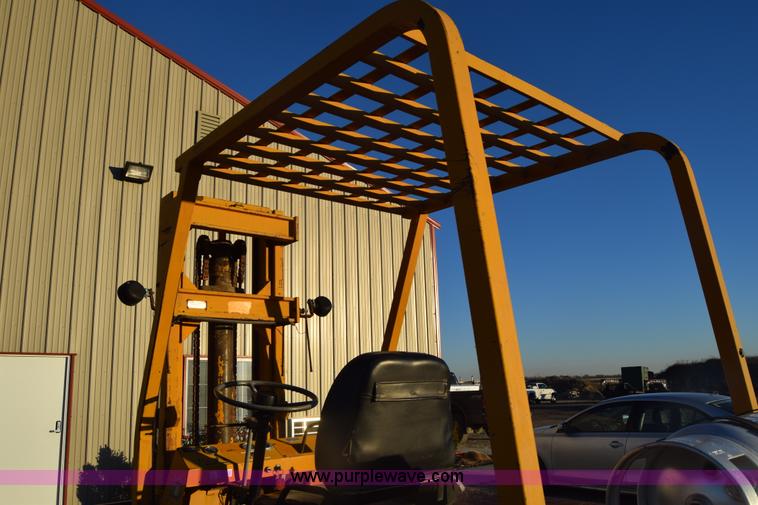 image for item K4997 Datsun FG107 forklift