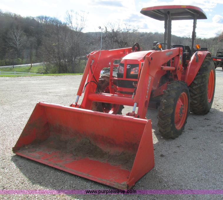 image for item K5207 2008 Kubota M7040D MFWD tractor