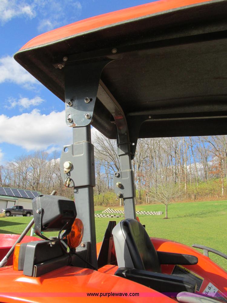 image for item K5207 2008 Kubota M7040D MFWD tractor