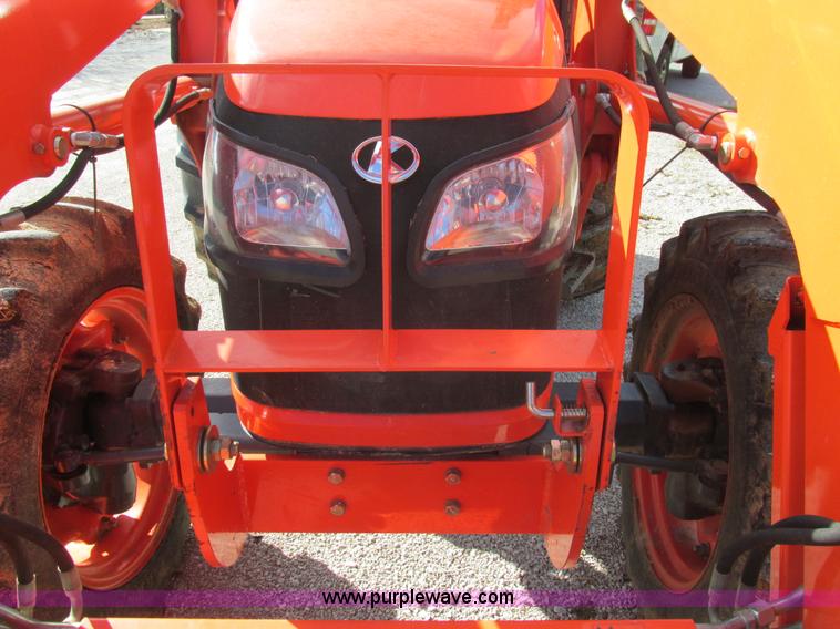 image for item K5207 2008 Kubota M7040D MFWD tractor