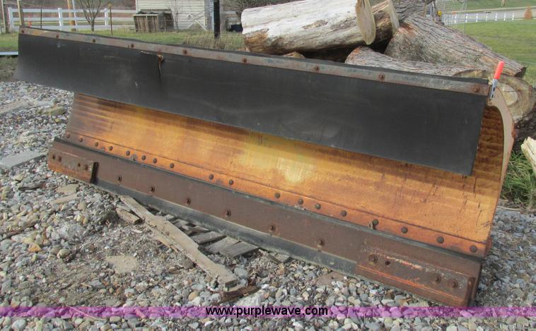 image for item K5233 1993 International 4900 dump truck