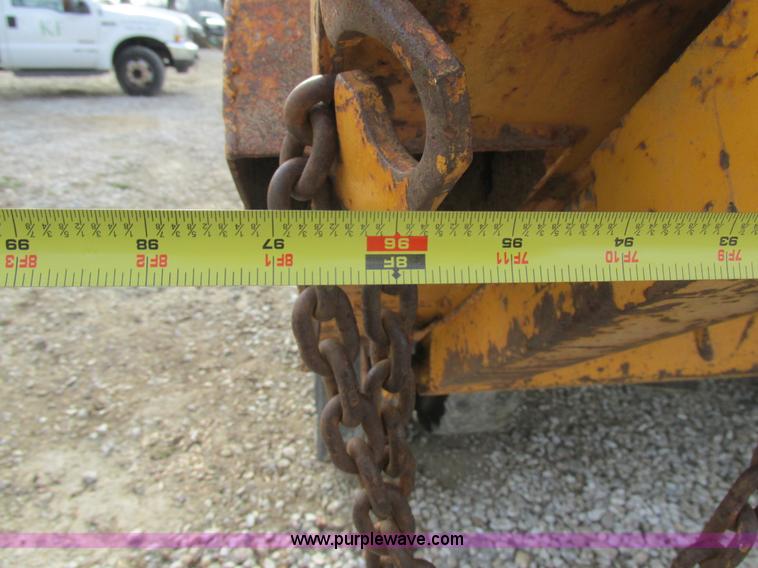 image for item K5233 1993 International 4900 dump truck