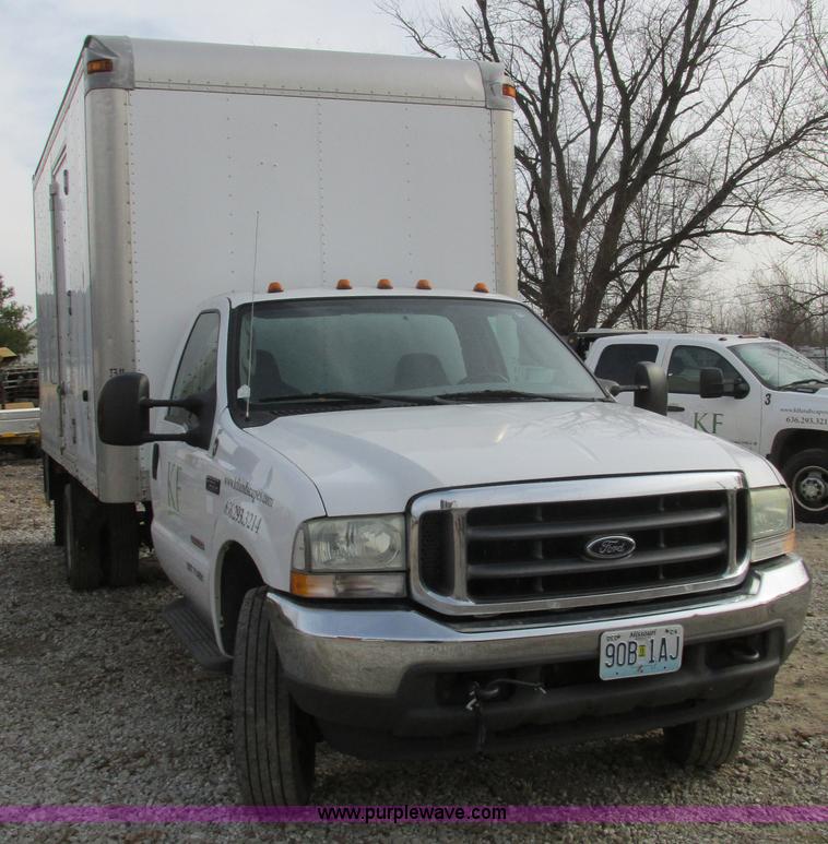 image for item K5234 2004 Ford F550 XLT box truck