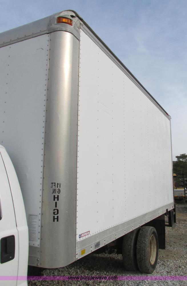 image for item K5234 2004 Ford F550 XLT box truck