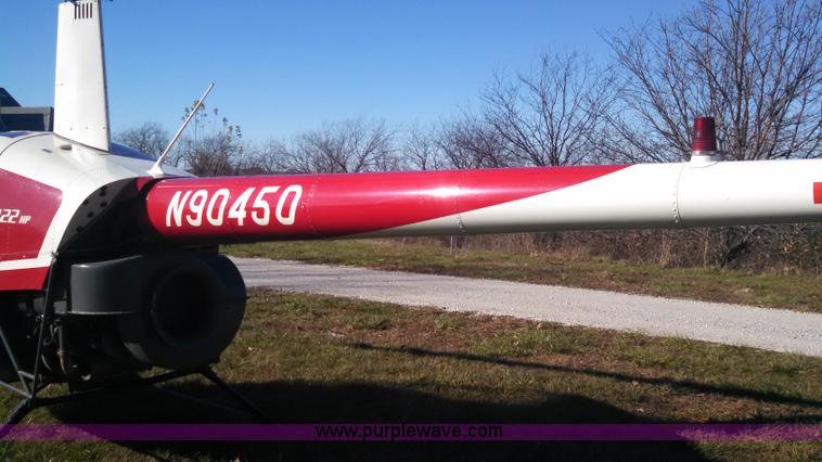 image for item K5250 1981 Robinson R22HP helicopter