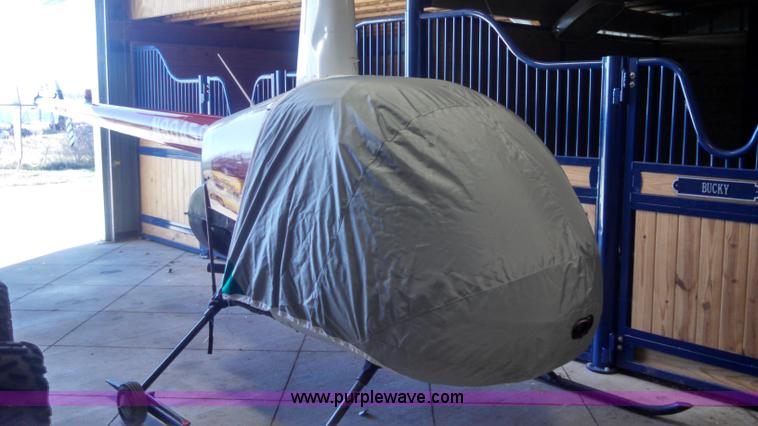 image for item K5250 1981 Robinson R22HP helicopter