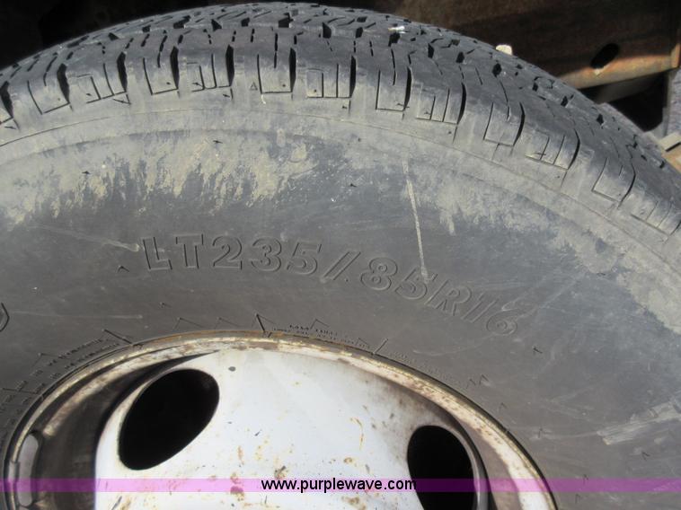 image for item K5257 1996 Ford F450 Super Duty utility truck