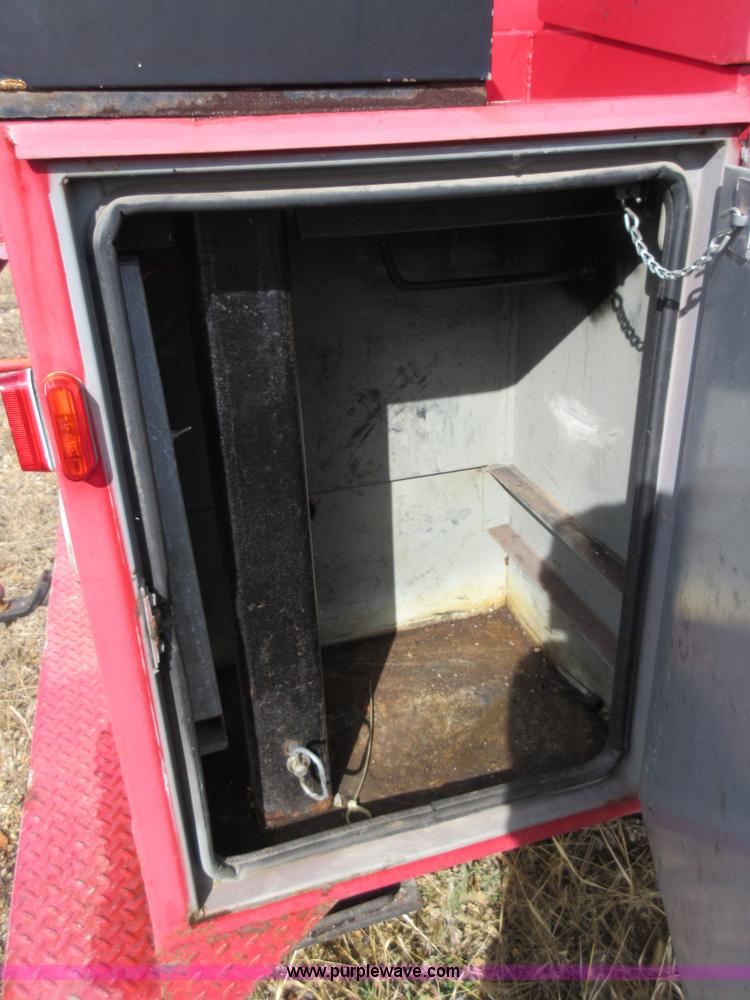 image for item K5257 1996 Ford F450 Super Duty utility truck