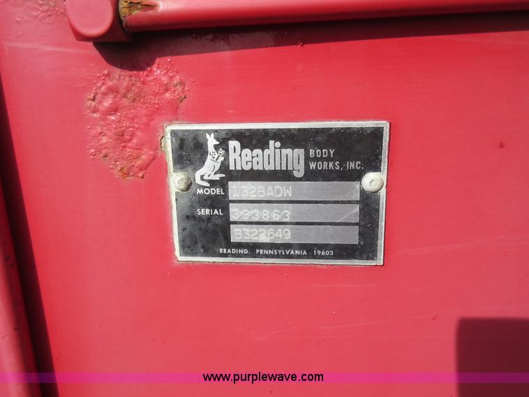 image for item K5257 1996 Ford F450 Super Duty utility truck