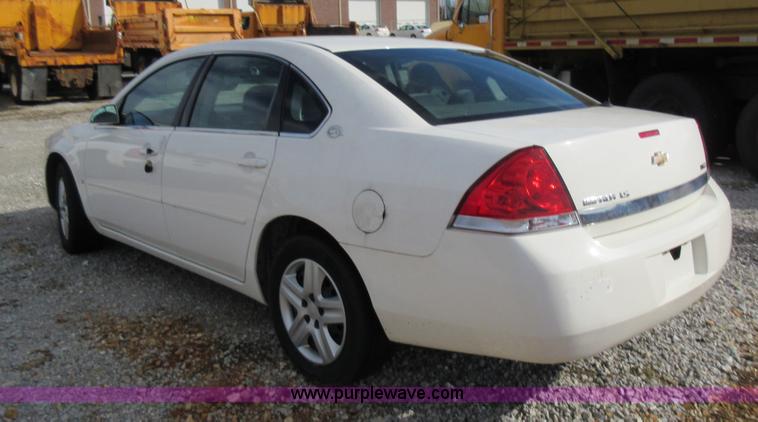 image for item K5259 2007 Chevrolet Impala LS