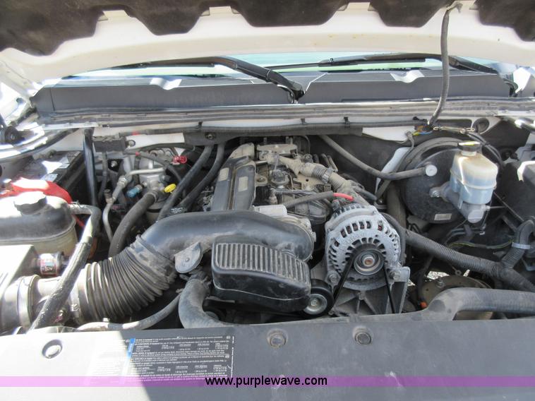 image for item K5260 2007 Chevrolet Silverado 1500 Ext. Cab pickup truck