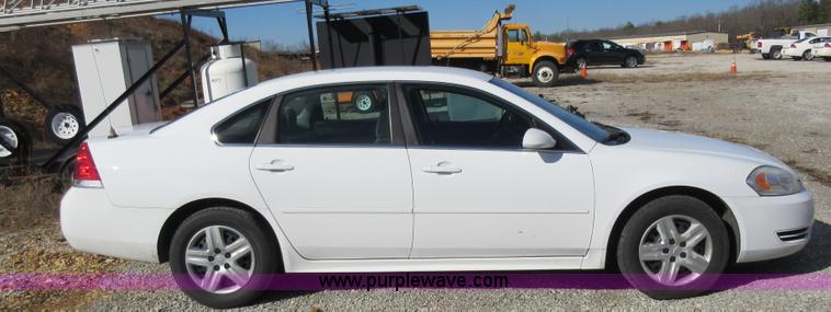 image for item K5262 2010 Chevrolet Impala LS