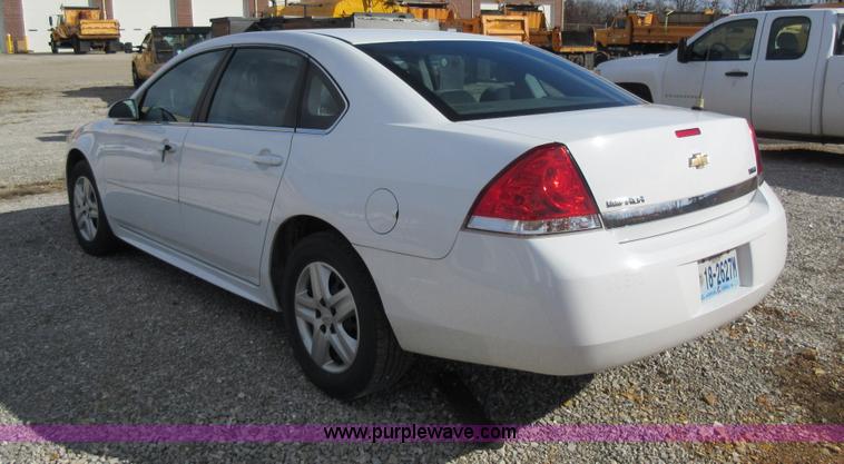 image for item K5262 2010 Chevrolet Impala LS