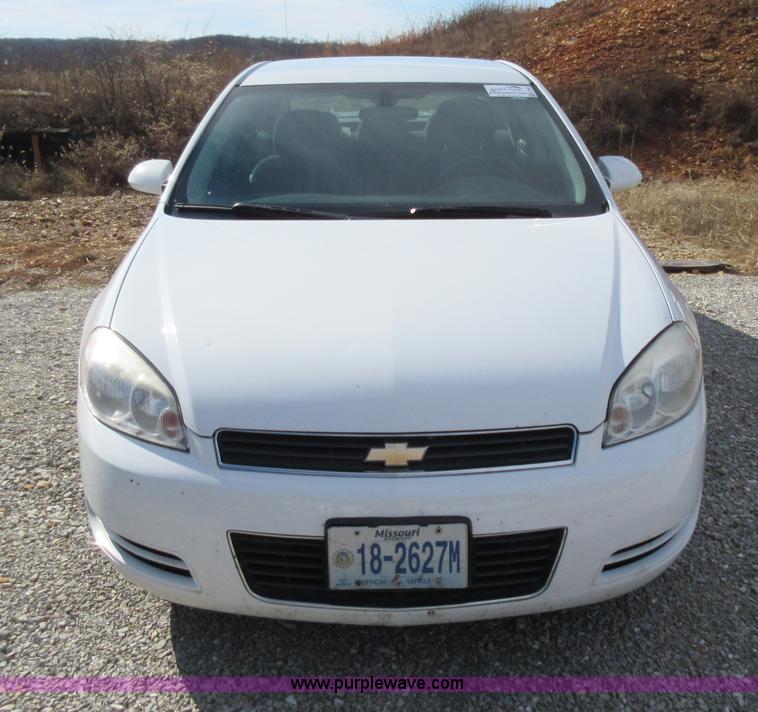 image for item K5262 2010 Chevrolet Impala LS