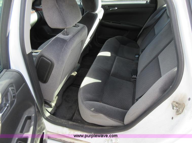 image for item K5262 2010 Chevrolet Impala LS