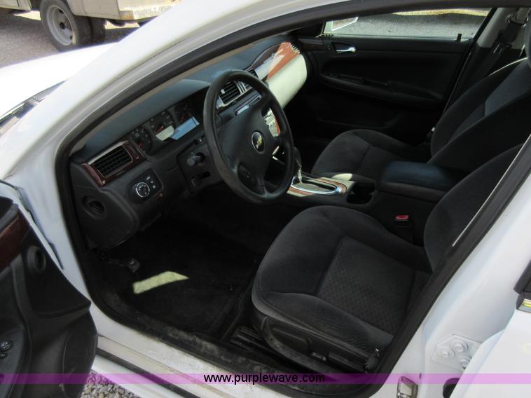 image for item K5262 2010 Chevrolet Impala LS