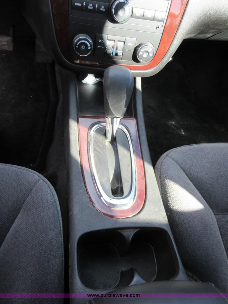 image for item K5262 2010 Chevrolet Impala LS